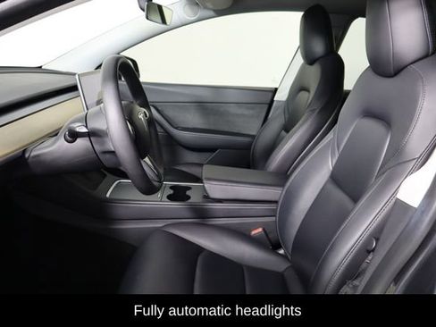 Used 2022 Tesla Model Y Performance AWD/4WD image 11