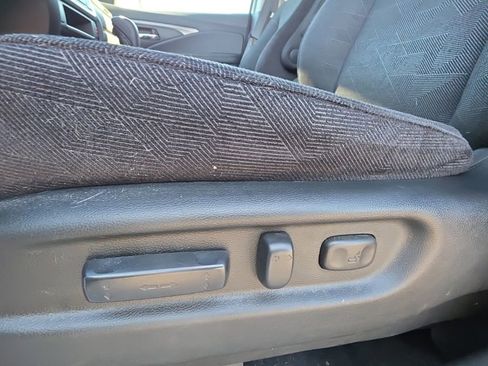 Used 2020 Honda Pilot EX image 11