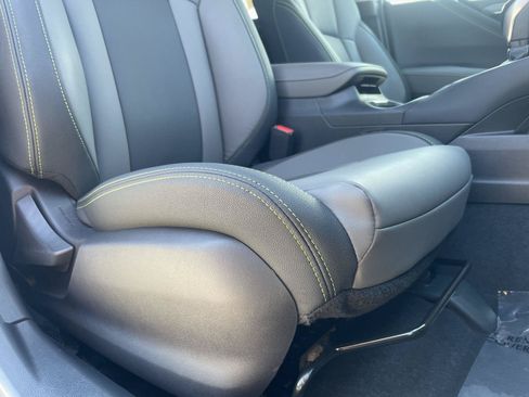 Used 2025 Subaru Outback Onyx Edition AWD/4WD image 16