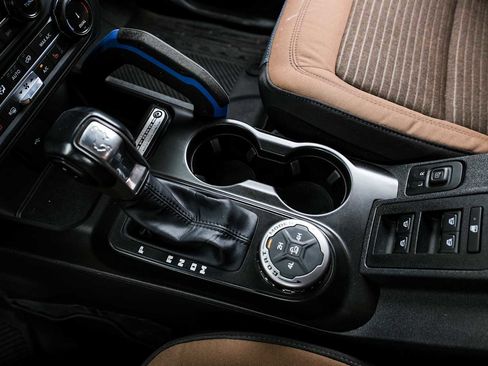 Used 2022 Ford Bronco Outer Banks AWD/4WD image 26