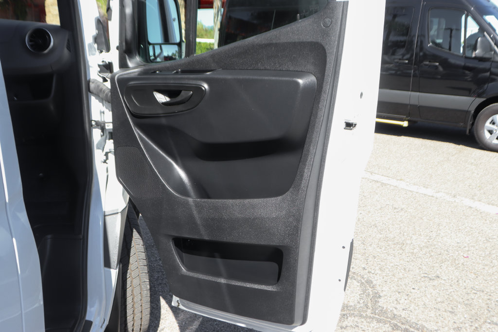 Used 2026 Mercedes-Benz Sprinter 2500 image 42