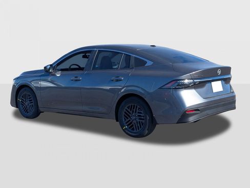 New 2026 Nissan Sentra SV FWD image 3