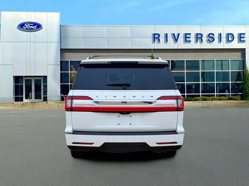 Used 2020 Lincoln Navigator Black Label w/ Cargo Convenience Package AWD/4WD image 6