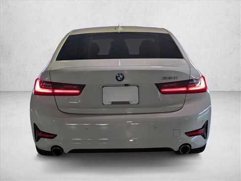 Used 2019 BMW 330i Sedan w/ Premium Package image 6