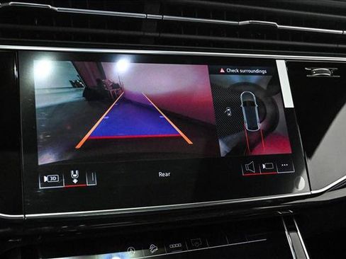Used 2025 Audi Q8 Premium Plus w/ Premium Plus Package image 14