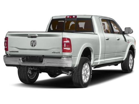 Used 2022 RAM 2500 Big Horn AWD/4WD image 2