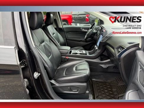 Used 2022 Ford Edge Titanium AWD/4WD image 20