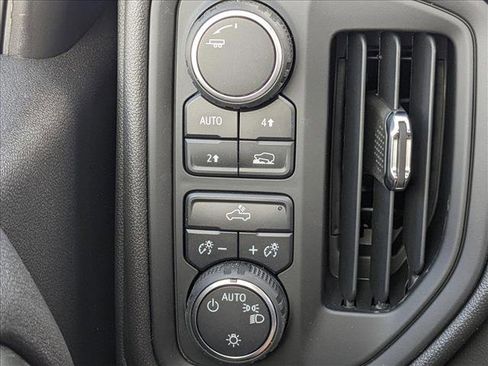 New 2025 Chevrolet Silverado 1500 W/T image 14