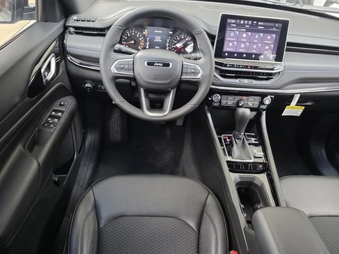 New 2026 Jeep Compass Latitude AWD/4WD image 11