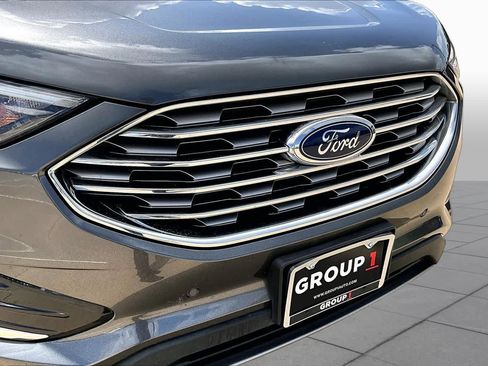 Used 2020 Ford Edge Titanium FWD image 30