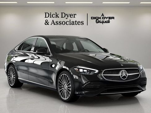 Used 2026 Mercedes-Benz C 300 Sedan image 6