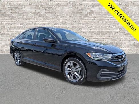 Certified 2024 Volkswagen Jetta SE FWD image 1