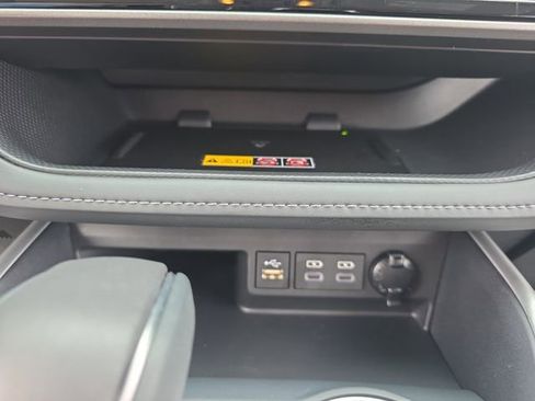 Certified 2026 Toyota Highlander XLE AWD/4WD image 26