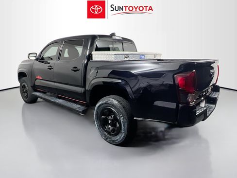 Used 2022 Toyota Tacoma SR w/ SR Convenience Package RWD image 6