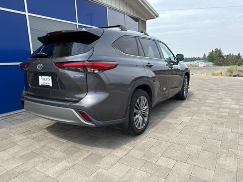 Used 2020 Toyota Highlander Platinum AWD/4WD image 7