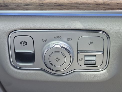 Certified 2025 Mercedes-Benz GLE 450 4MATIC image 14