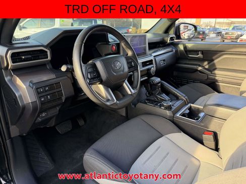 Used 2024 Toyota Tacoma TRD Off-Road AWD/4WD image 15