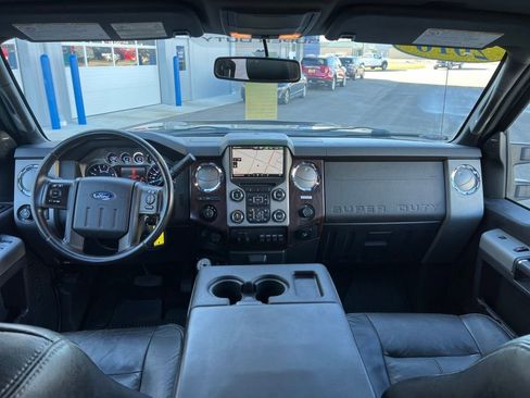 Used 2016 Ford F350 Lariat w/ Chrome Package image 21