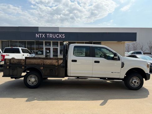 Used 2018 Ford F250 XL w/ Power Equipment Group image 6