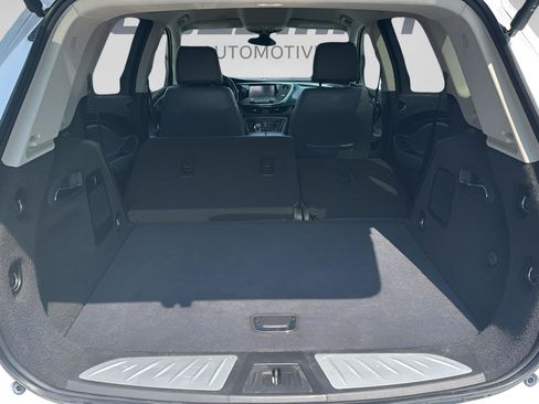 Used 2019 Buick Envision Essence FWD image 33