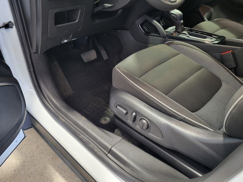 Certified 2022 Chevrolet TrailBlazer LT w/ Convenience Package image 24