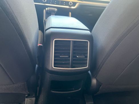 Used 2025 Kia Sportage LX AWD/4WD image 22