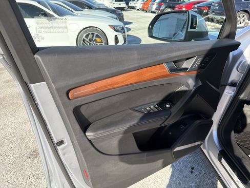 Certified 2023 Audi Q5 2.0T Premium Plus w/ Premium Plus Package image 6