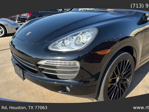 Used 2011 Porsche Cayenne S image 13