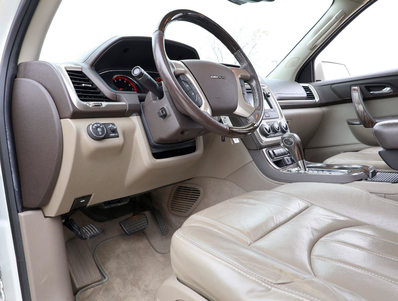 Used 2015 GMC Acadia Denali FWD image 40