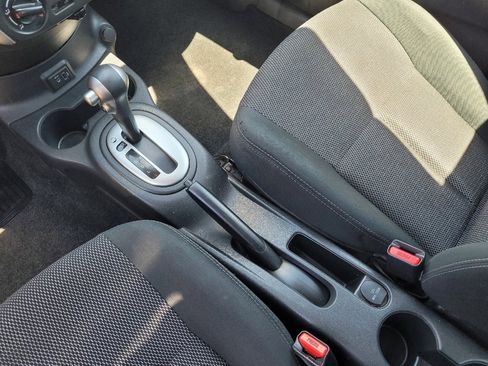 Used 2019 Nissan Versa SV FWD image 26