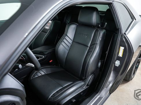 Used 2022 Dodge Challenger SRT Hellcat w/ Plus Package image 37