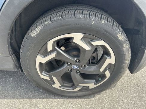 Used 2021 Subaru Crosstrek 2.5i Limited w/ Popular Package #5 image 10