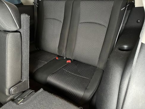Used 2020 Dodge Journey SE FWD image 22