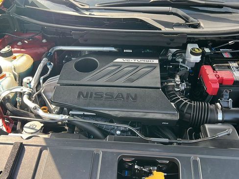 Used 2024 Nissan Rogue SV w/ SV Premium Package image 36