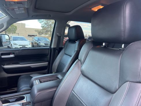 Used 2021 Toyota Tundra Limited w/ Limited Premium Package image 29