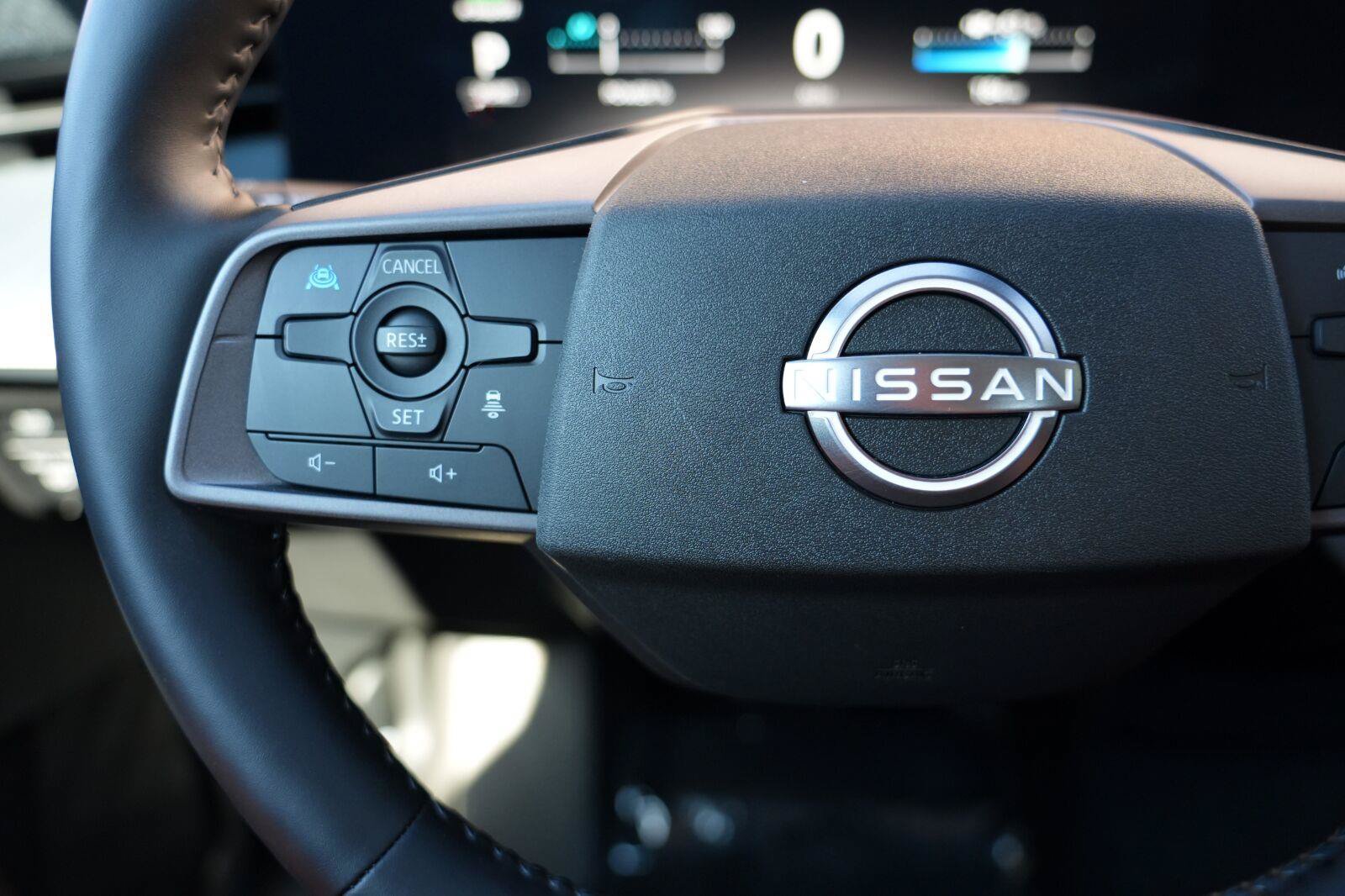 Used 2026 Nissan Leaf w/ Floor Mat Package (S+) FWD image 21