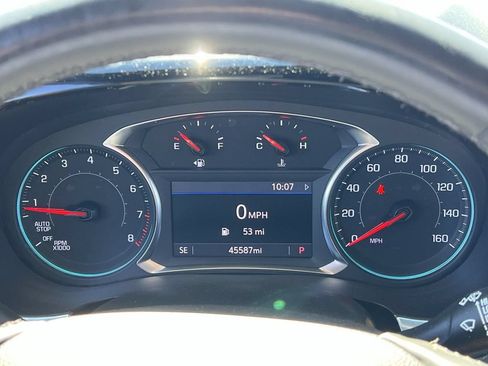 Used 2023 Chevrolet Traverse LT AWD/4WD image 17