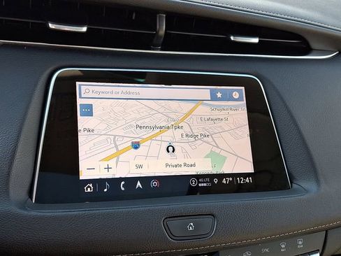 Certified 2022 Cadillac XT4 Luxury w/ Driver Awareness Package image 21