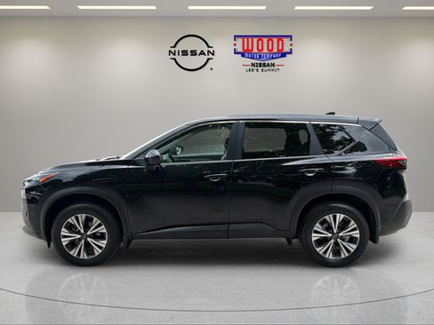 Used 2023 Nissan Rogue SV AWD/4WD image 9