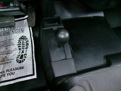 Used 2008 Chevrolet Silverado 3500 W/T image 17