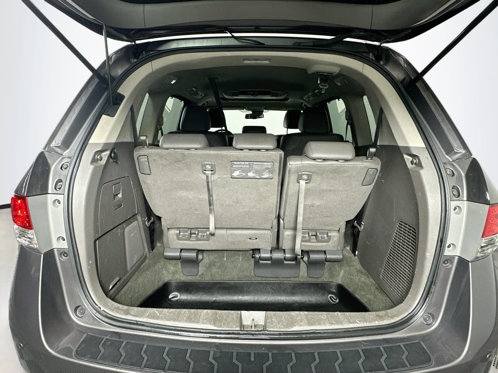Used 2015 Honda Odyssey Touring image 28