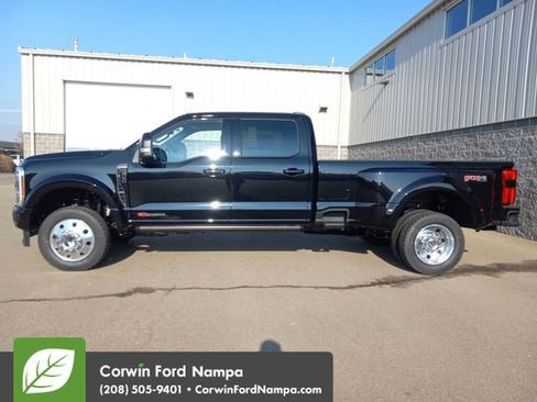 New 2026 Ford F450 Platinum w/ FX4 Off-Road Package image 6