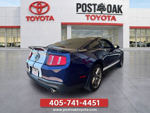 Used 2010 Ford Mustang Shelby GT500 RWD image 7