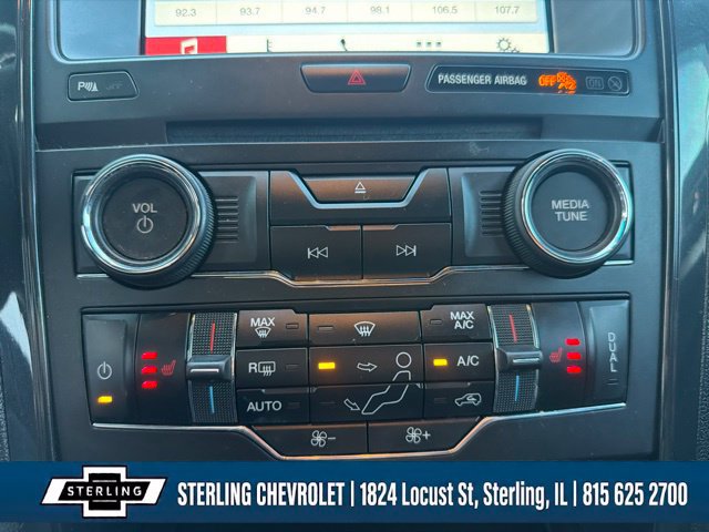 Used 2017 Ford Explorer XLT w/ Equipment Group 201A AWD/4WD image 16