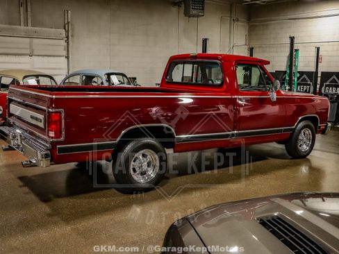 Used 1989 Dodge D/W Truck 150 image 14
