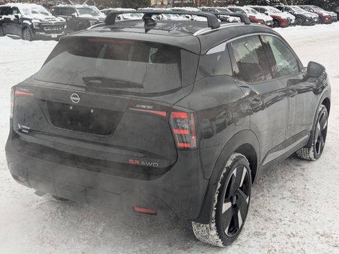 New 2026 Nissan Kicks SR w/ Cold Weather Package image 7