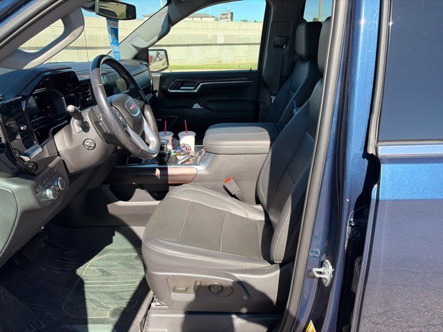 Used 2023 GMC Sierra 1500 SLT w/ SLT Premium Package AWD/4WD image 6