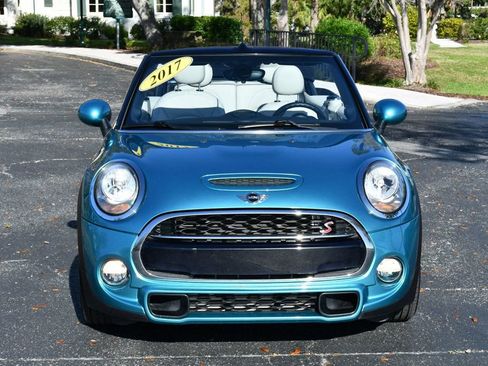 Used 2017 MINI Cooper S image 9
