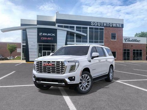 New 2026 GMC Yukon XL Denali image 8
