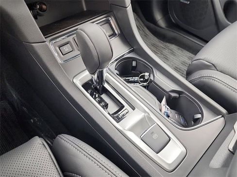 New 2026 Subaru Ascent Limited image 25